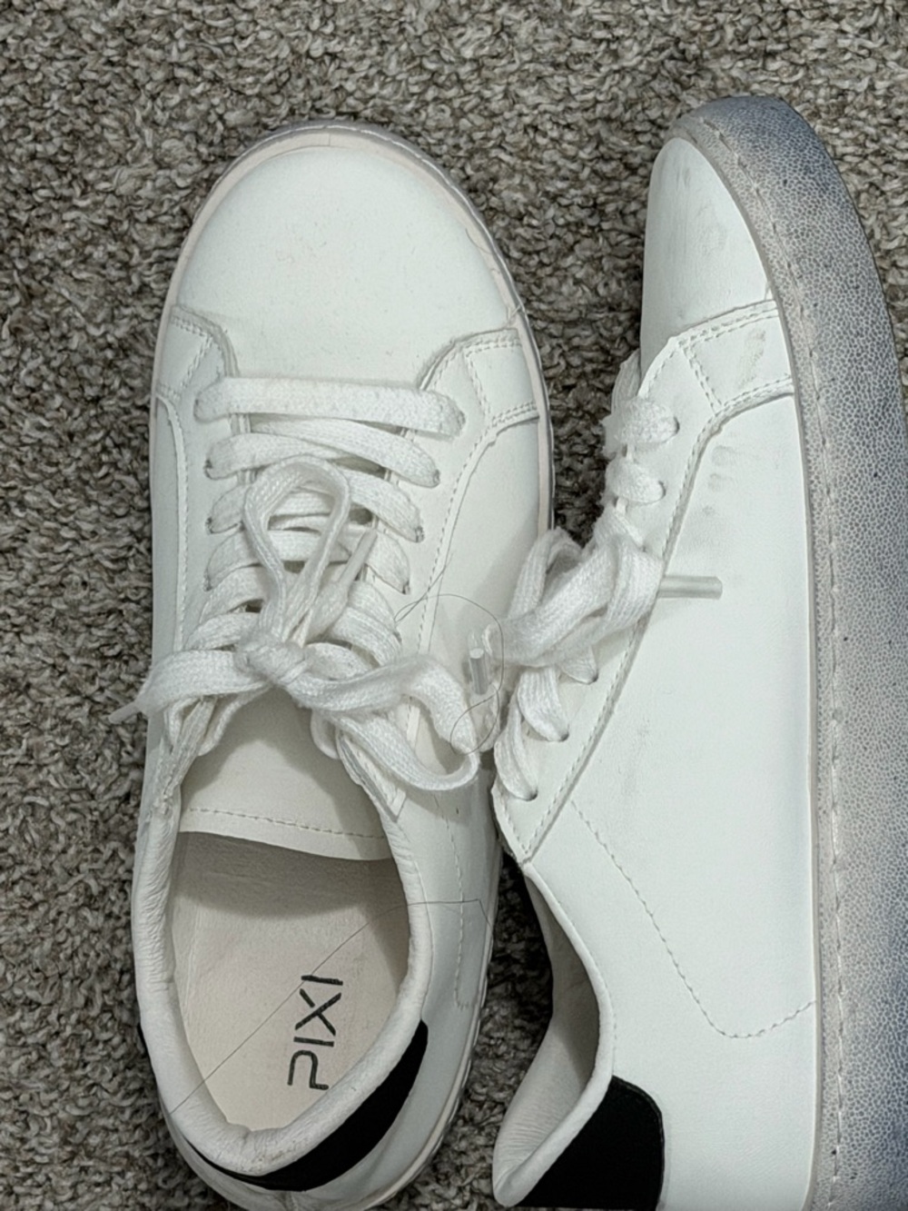 Pixi White Low-Top Sneakers with Black Heel Tab